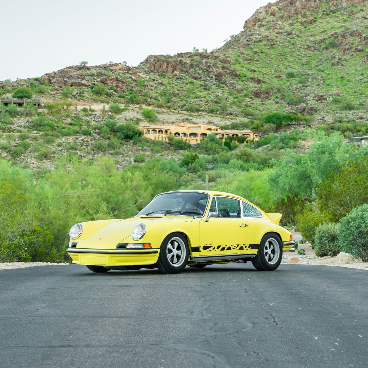 Rinoire's tweet photo. #Porsche https://t.co/zlp89BboNw