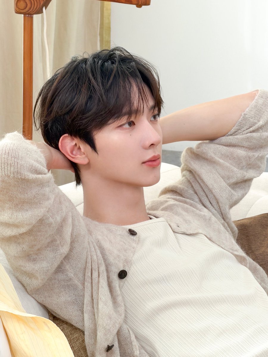 donguri_eon's tweet photo. 260919 앤더블 웨이보 #유승언 

LOVE LIU🍃 https://t.co/Uq8JYCQVif