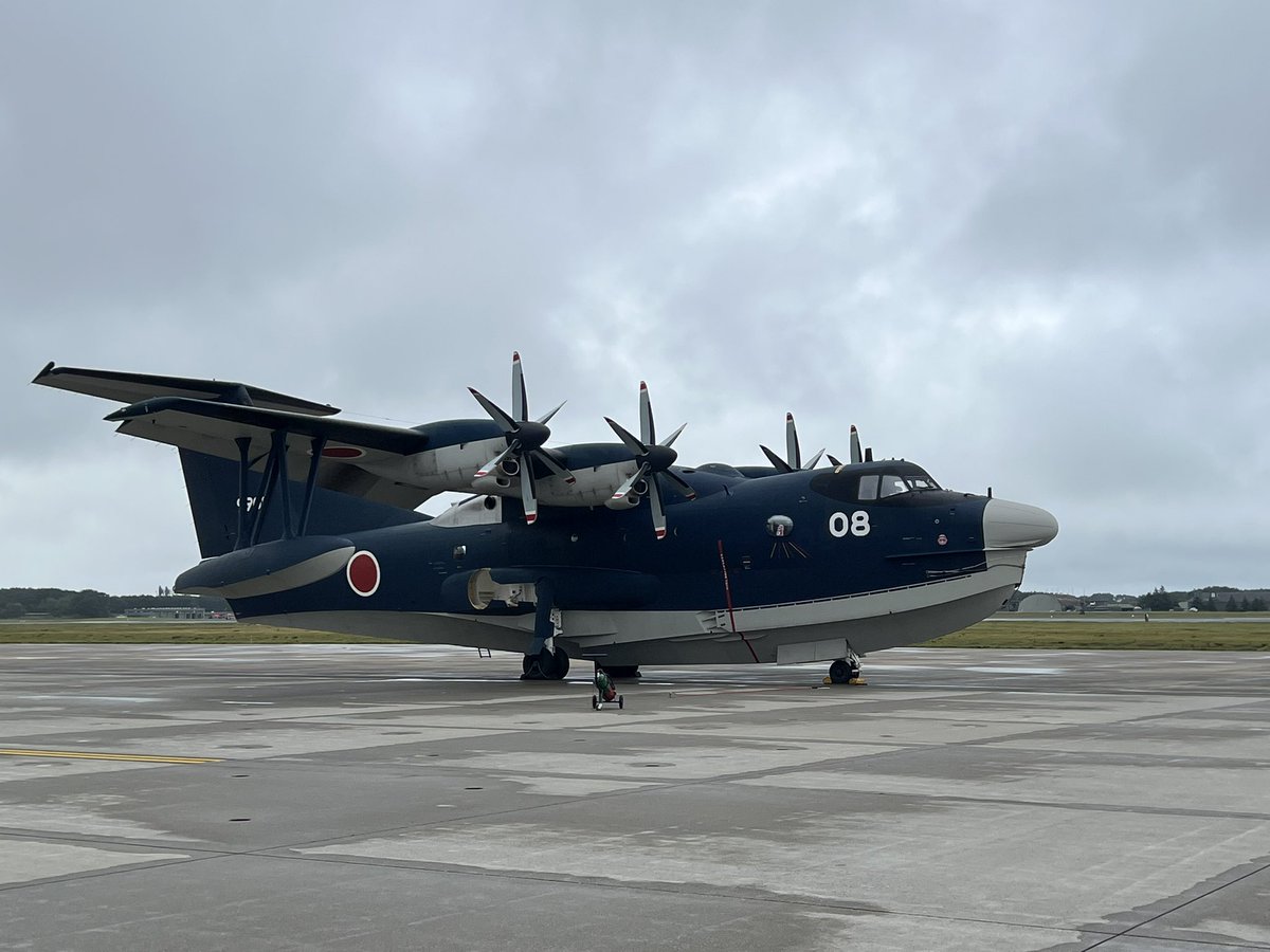 ghmd_18's tweet photo. 雨で全然飛ばなくてちょっとがっかりしてたけど、F35B見れてよかった〜
爆音が心地よいんだよなあ〜🤤
チヌークちゃんがお皿の上に乗っているように見えて可愛かった💘
そしてこのタコスが美味しかった！
終わる頃に晴れるというよくある現象だったけど今年も楽しかった〜
#三沢基地
#三沢基地航空祭 https://t.co/U39ytHY2VG