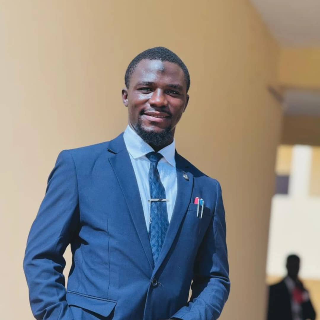 surubusola's tweet photo. AbdulSobur Ibrahim
LL.B. (Common Law)
Second Class Honours (Upper Division).

Alhamdulillah 🤲💖. https://t.co/Tk4YByD9xL