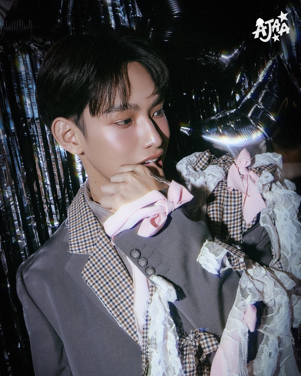 AJAAofc's tweet photo. AJAA: ‘KAKABAKABA’ Concept Photo [ AXL ] 🪩    

📅: 09.25.2026 | 7PM    

⭐️ STREAM NOW:  
https://t.co/5C9hLP0UR5 

#AJAA #4ÜS #KAKABAKABA #AJAA_AXL #AJAA_COMEBACK https://t.co/dEeIw7gc6Z