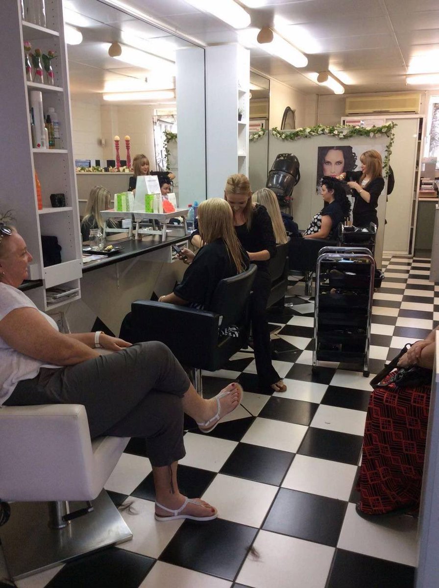six9six9six9_'s tweet photo. at the salon proof ii https://t.co/XzLiIEn3Ut