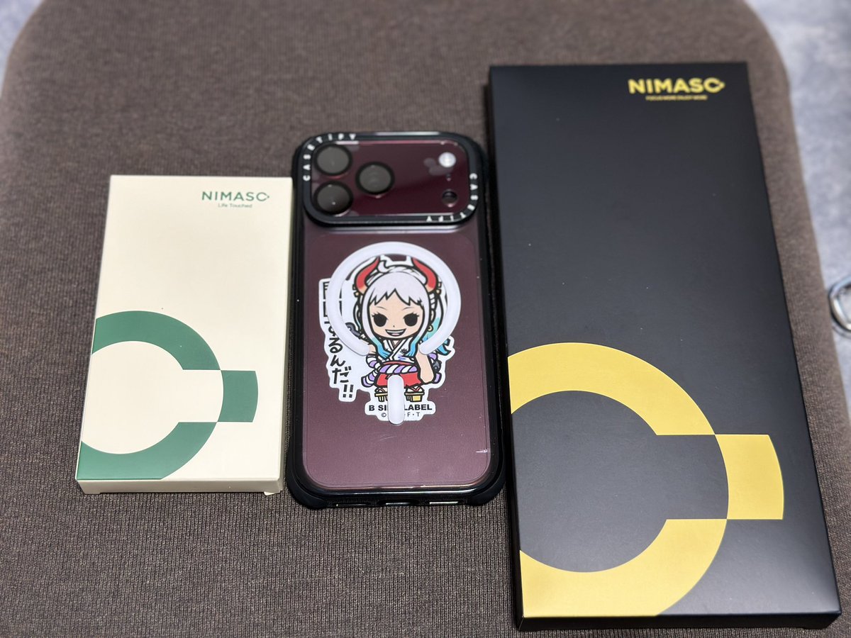 Choroooooooo8's tweet photo. @NimasoJp NIMASOさん教えてください！
今日iPhone18PROMAXに機種変して、
御社のカメラフィルムを買って付けてみたんですけど、気泡が上手く抜けません🥲
ホコリも入ってる感じもないので押してみても上手く抜けなくて、時間が経てば自然と無くなるものなのでしょうか…？ https://t.co/H7CoU9OpuZ