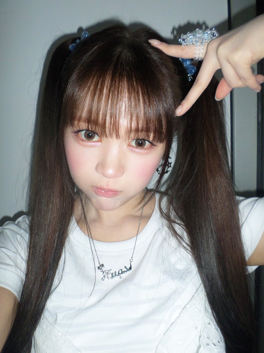 na2yeons's tweet photo. 아 귀여워서 화난다 https://t.co/jeOWftU1dT