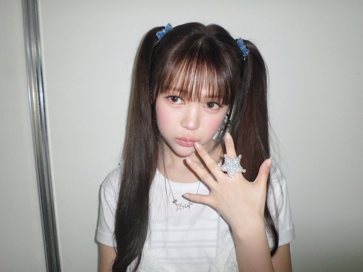 na2yeons's tweet photo. 아 귀여워서 화난다 https://t.co/jeOWftU1dT