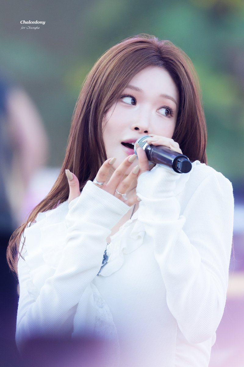 _cha1cedony's tweet photo. 260919 조이올팍 페스티벌

#청하 #CHUNGHA https://t.co/L0zCLxhyW1