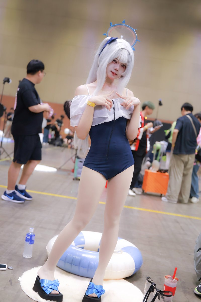R10Park's tweet photo. #9서코 #블루아카이브 #수야코 #ブルーアーカイブ #つきゆきミヤコ #cosplay 

C- 수영복 츠키유키 미야코(블루아카이브)
M- 메뭄(@cos_memumm14) https://t.co/cFBzL6TCvj