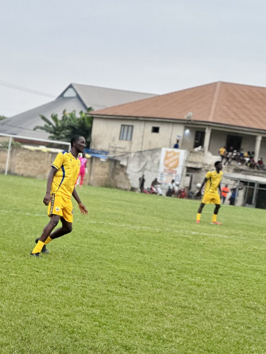 EbonyFootball's tweet photo. A brilliant debut performance from Afriyie 👏

🟡🔵#EFC #HomeOfBeautifulGame #UmbDivisionOneLeague https://t.co/6wejiWdSuV