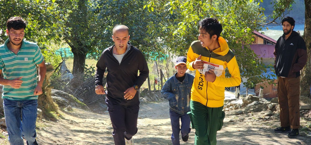 keranspeaks's tweet photo. The 10-km #RunForFun from Kundian to Rooh-e-Hind Flag Site keran witnessed remarkable enthusiasm among participants. The first position holder completed the challenging 10-km course in approximately 20 minutes, showcasing exceptional speed, stamina and determination. https://t.co/jkqaDpc2Qs