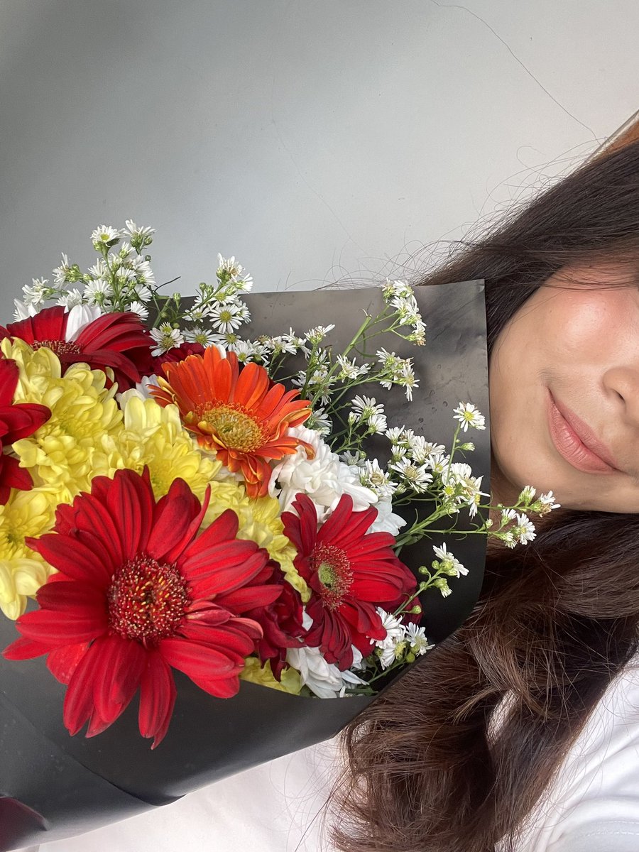 Feefrayee's tweet photo. ily ily https://t.co/Z564xtNzFD