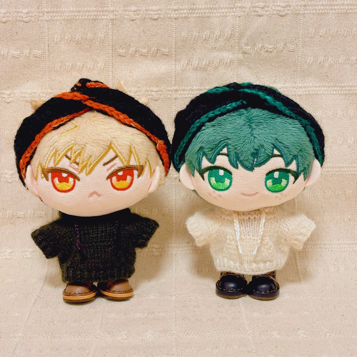hibari_hdcy's tweet photo. かわいい！　念願のニットパーカー！
本当にありがとうございます　うれしい
ターバンと合わせこぷおさん仕様です
後ろ姿もかわいい〜フード！

寒くなったらまたたくさん着せます！
ありがとうございました❣️

こぷお様(@nuittekawaiine )
🧶ハム屋🧶様(@hndl_hamya ) https://t.co/x0RjVQY6ra