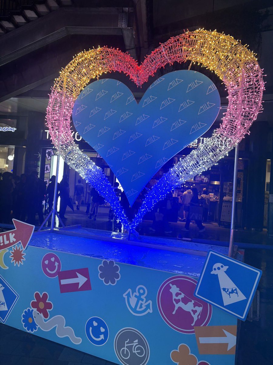 VictorMusic's tweet photo. 🐮#MILK🐮

期間限定イベント『LOVE ENG!NE パワーステーション』ご来場いただいた皆様ありがとうございました✨

引き続きM!LK Mini Album 「LOVE ENG!NE」をたくさん聴いてください🎧

Mini Album「LOVE ENG!NE」のご購入はこちらから💿
▶︎https://t.co/41EivvYVnJ

#ラブエンジン #ラブエンジン発電中
#ラブエンジンパワーステーション