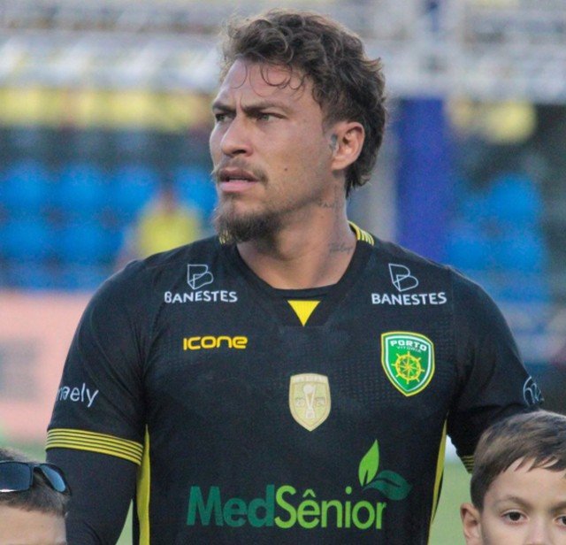 OSMARFERREIRAD6's tweet photo. A Direção do América deve anunciar a contratação do goleiro Aydhan, de 30 anos. Ele estava no Aymorés-MG. O goleiro teve boa passagem pelo Porto Vitória-ES, onde conquistou a Copa ES em 2024. https://t.co/a0jbNQOA2B