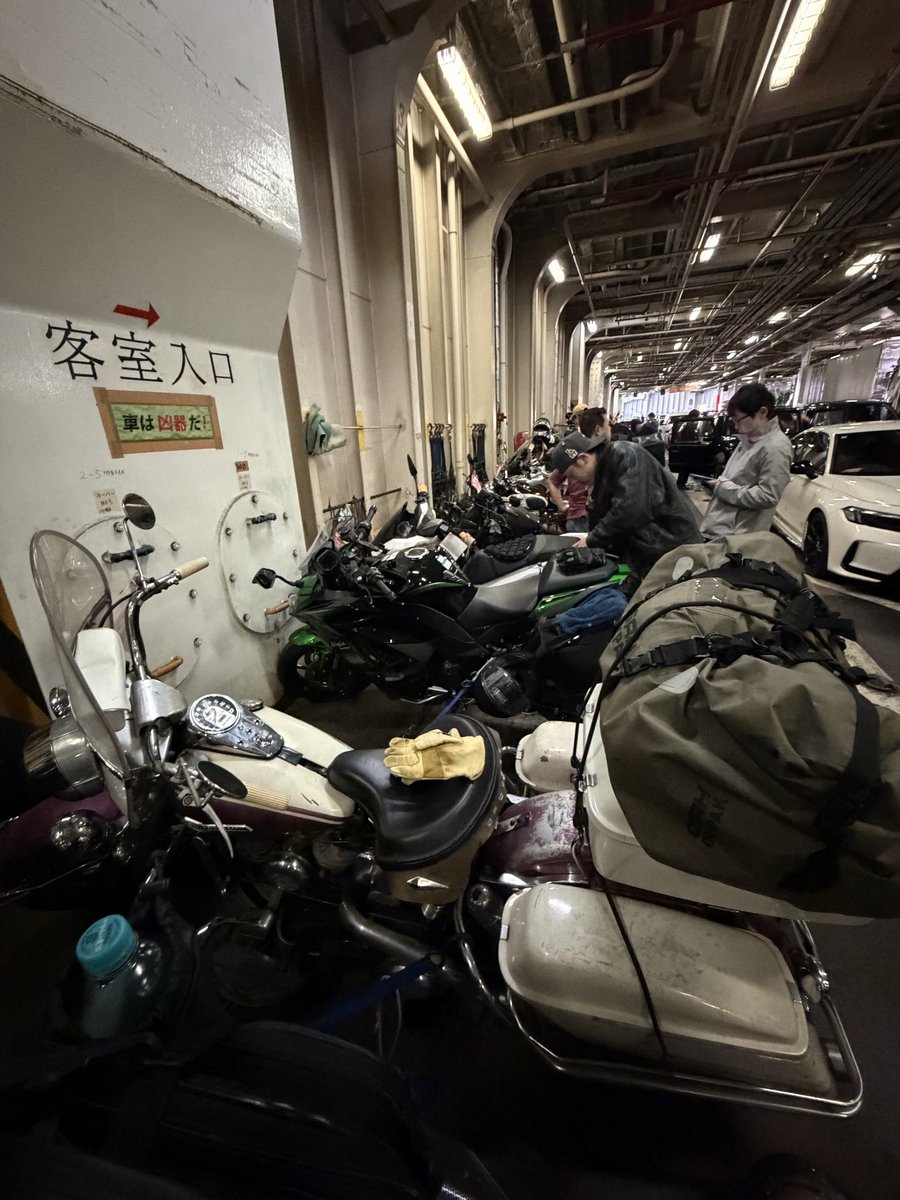 takkymac's tweet photo. 発艦します https://t.co/1JYn13xDsS