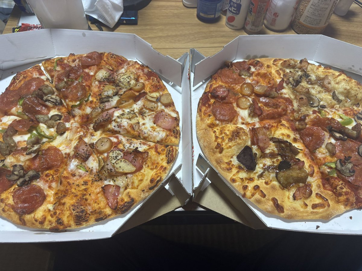 eL2khS6K18D08Js's tweet photo. ショック😨
Mサイズ2枚が食べきれなかった… https://t.co/TidcHl3jOz