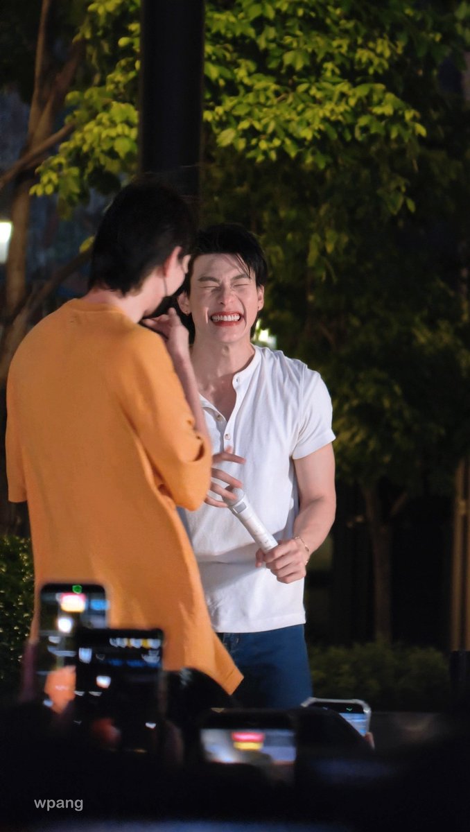 wpang29's tweet photo. คำพูดของพี่อู๋ลอยมาเลยยย "ตอนนี้พี่สดใสมาก รอยยิ้มของน้องเหมือนพระอาทิตย์ยามค่ำคืน" 🥹🥹🥹🥹🥹🥹 
#ต้าห์อู๋ออฟโรด #DaouOffroad https://t.co/DrGqOurG7c