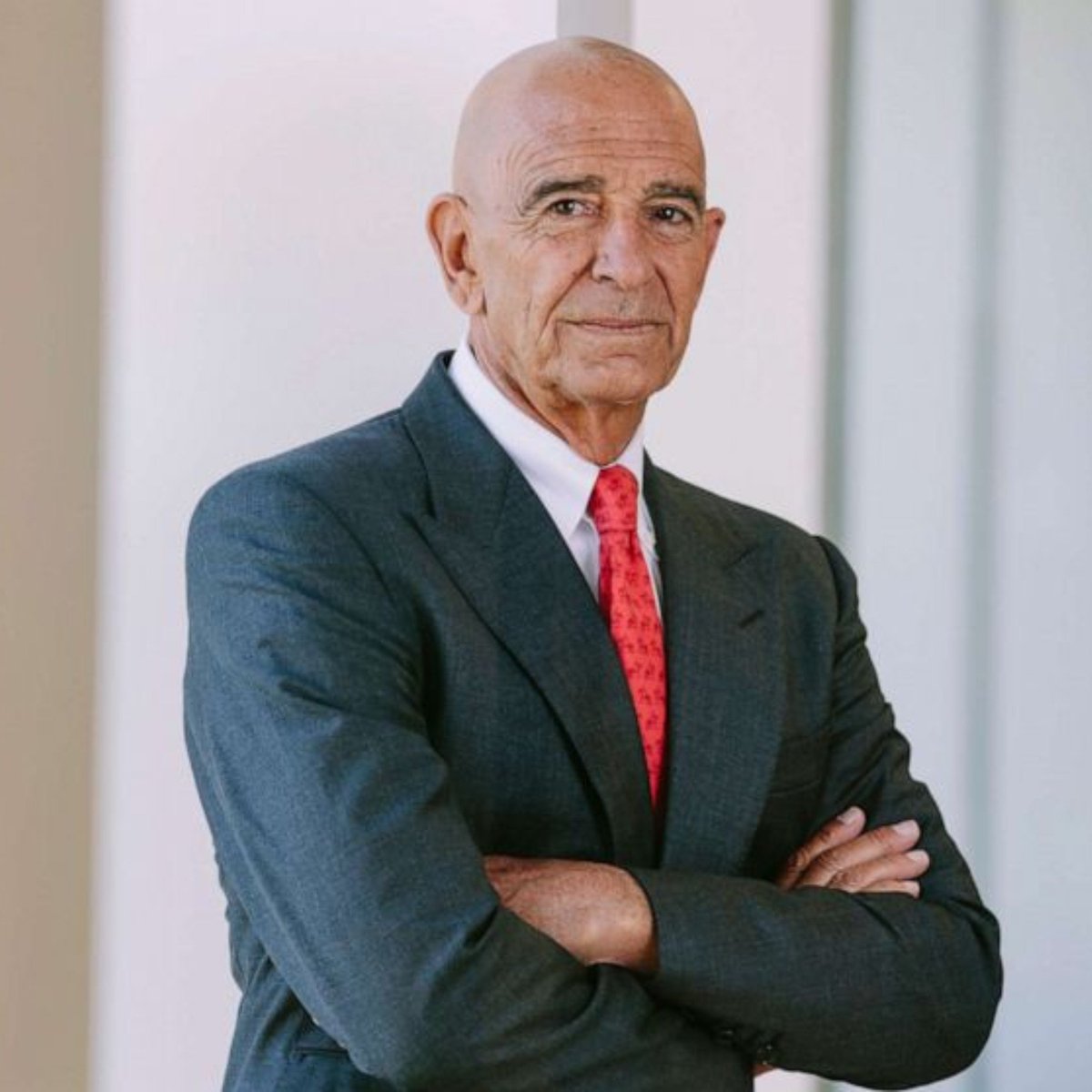 serbestgazete0's tweet photo. 🔴 ABD'nin Türkiye Büyükelçisi Tom Barrack: 

"Türk ordusu güçlü, cesur, çok iyi donanımlı ve ne yaptığını biliyor; istihbaratları da öyle" https://t.co/XjRo2jrHsf