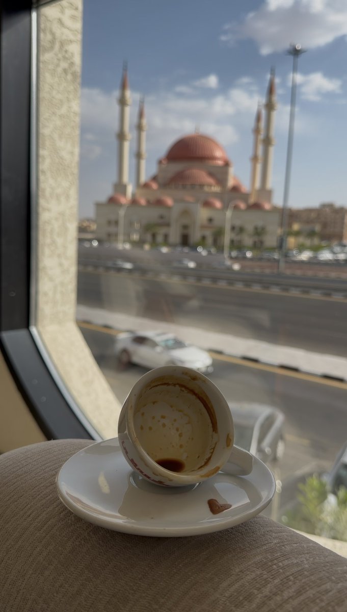 d4s0_'s tweet photo. مساء الخير 
« كثّر الله خير صبري ويا مال الغناه » https://t.co/pRgIQjdLMr