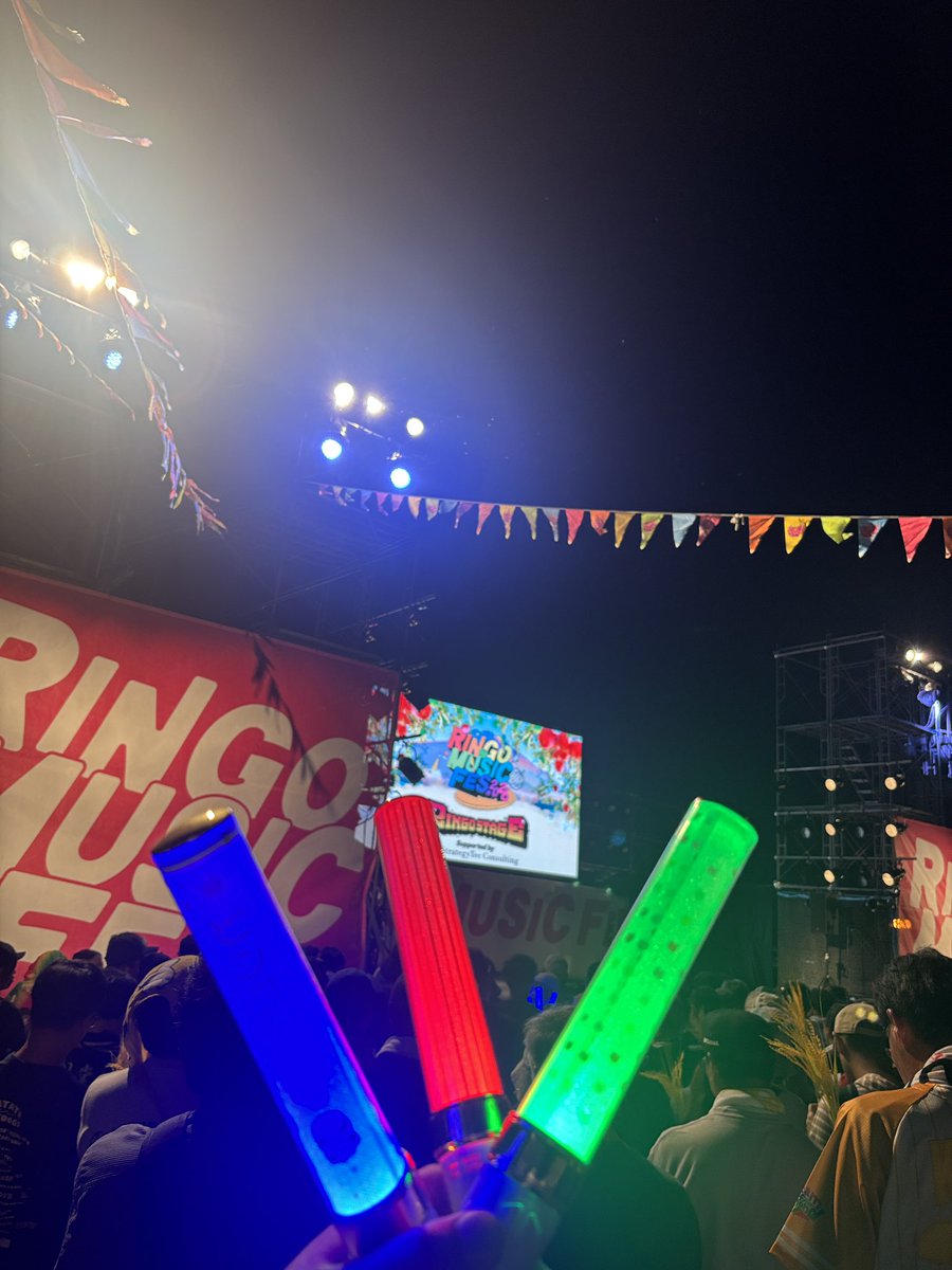 daisuke46028373's tweet photo. 楽しい時間はあっという間に終わってしまったRMF2026！
いろんな人との出会い、アーティストとの出会い、久しぶりに会えた人もいてめちゃ楽しかった😭😭
また来年お会いしましょー♪👋ありがとーー！
＃rmf2026
＃リンゴミュージックフェス2026 https://t.co/bEzAYaBrJM