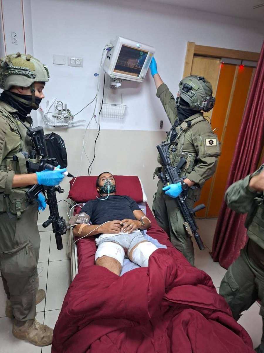 IsraelVive1948's tweet photo. Atentado en Judea y Samaria, un civil judío asesinado por un terrorista árabe que se hace llamar palestino (no importa cuando leas esto), el terrorista fue atrapado dentro de un hospital en Ramallah recibiendo atención médica por parte de una sociedad cómplice 
Los aman? Llévenselos a sus países
