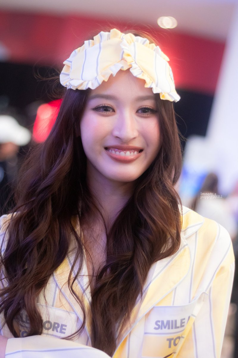 imnotpuppybluu's tweet photo. 💞😊
  
#SIAMCENTERBIFW2026xVIEW 
#SleepingcloudTH #viewbenyapa https://t.co/DssUrdg6Dy