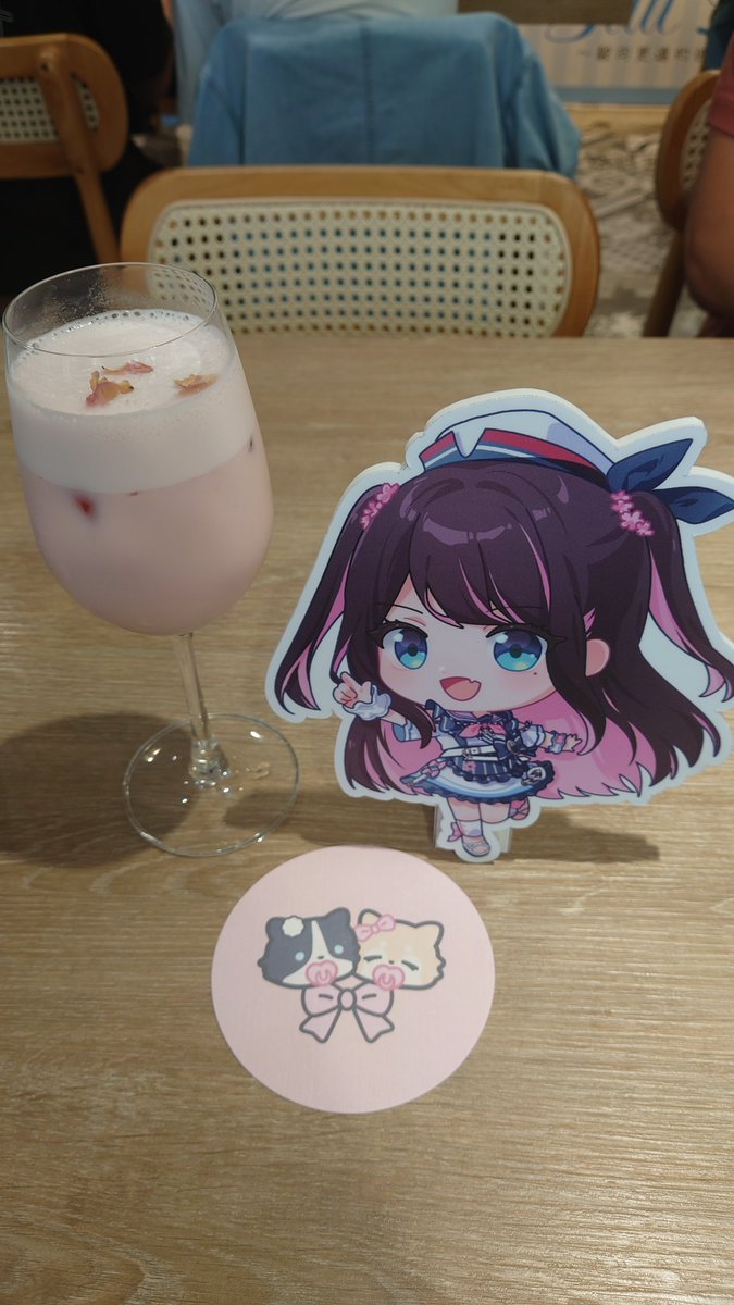 rss930426's tweet photo. 今日の昼は提携カフェで食事をしました。🥰
料理はとても美味しかったので、コラボ期間中はまた利用したいと思います。😆

#なずP #しもベに
#花芽すみれ #花芽なずな #八雲ベに #英リサ https://t.co/YNbGsuTw4m
