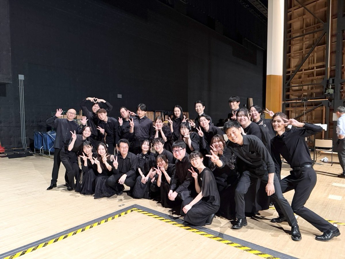 CANTUS_ANIMAE's tweet photo. CA若手チーム【PRO MUSICA VIVA】は室内部門にて、金賞🥇および理事長賞🏆を受賞し、全国大会への出場が決まりました！
会場で聴いていただいた皆様、応援していただいた皆様、ありがとうございました🙌
#東京都合唱コンクール
https://t.co/yt2UoQO8UC https://t.co/hygYQ4PTuM