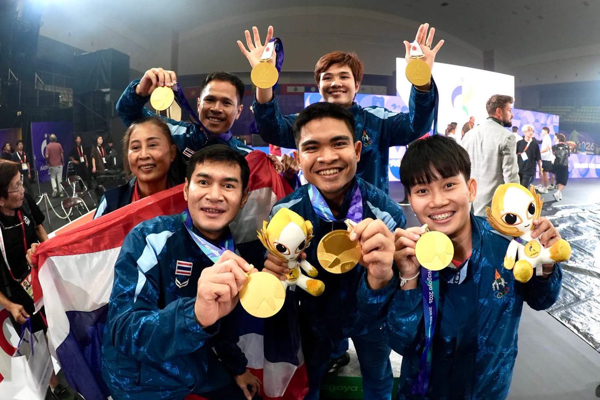 Skyboyz15's tweet photo. 🇹🇭🥇 ปิดภารกิจแบบสมบูรณ์แบบ
เทคบอลไทย คว้า 3 เหรียญทอง จาก 3 รายการที่ลงชิงชนะเลิศ ได้ครบทุกประเภท พร้อมพาธงไตรรงค์ขึ้นสู่จุดสูงสุดถึง 3 ครั้ง 🇹🇭 
💰รับเงินรางวัลอัดฉีด คนละ 2 ล้านบาท 

🥇 คู่ผสม
พักตร์พงษ์ เดชเจริญ – สุภาวดี วงศ์คำจันทร์
🥇 หญิงคู่
จุฑาทิพย์ กันทะธง – สุภาวดี วงศ์คำจันทร์
🥇 ชายคู่
สรศักดิ์ เทาศิริ – จีรติ จันทร์เลียง

ขอแสดงความยินดีกับนักกีฬา ผู้ฝึกสอน และทีมงานทุกคน ที่ร่วมกันสร้างอีกหนึ่งโมเมนต์แห่งความภาคภูมิใจให้แฟนกีฬาชาวไทย 🇹🇭
#เอเชียนเกมส์ #เอเชียนเกมส์2026 
#AsianGames2026