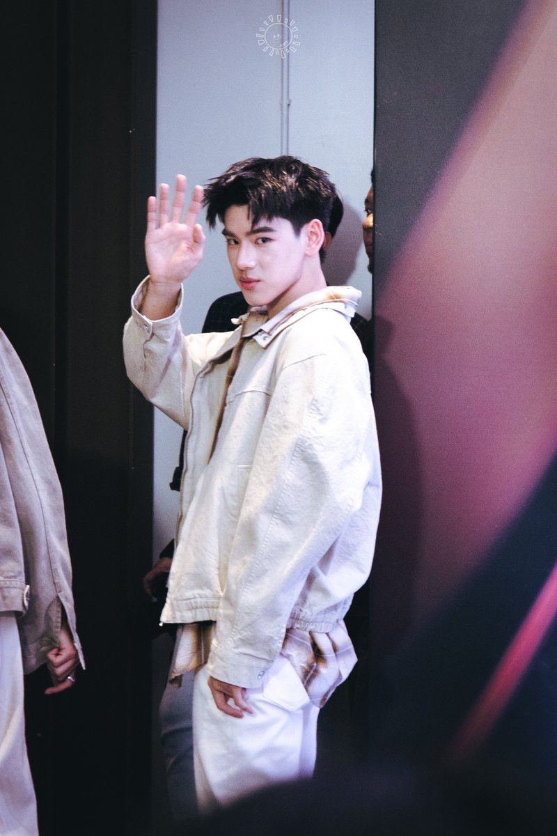ihcaepup's tweet photo. 👋🏻✨ *ೃ.⋆

☀︎︎⊹˖
YUJEENYUGENE PRAEW CHARITY PARAGON  
#SiamParagonxPraewxYujeenYugene

—⑅♡˖༚⁠— 260905
#ujeenayp_ @ujeenayp_ https://t.co/N9FtPtcbZG