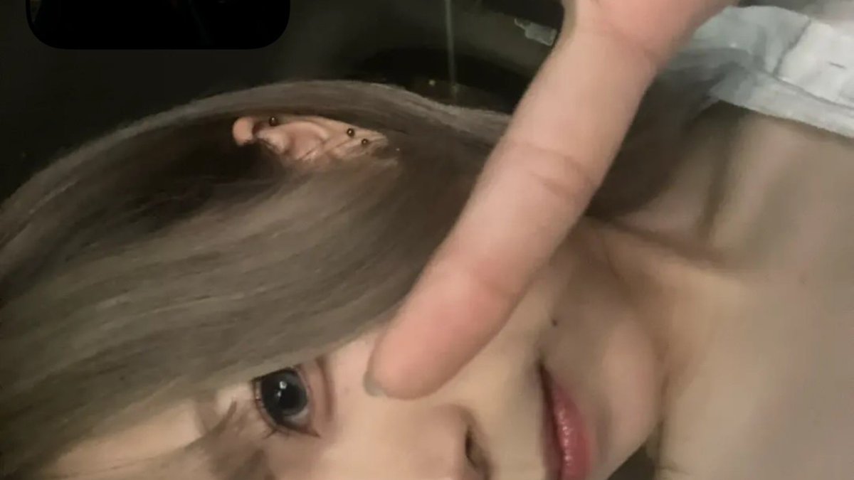 t6dknd's tweet photo. #裏垢JK #裏垢女子　#顔には自信ないよ https://t.co/4vxFA778W2