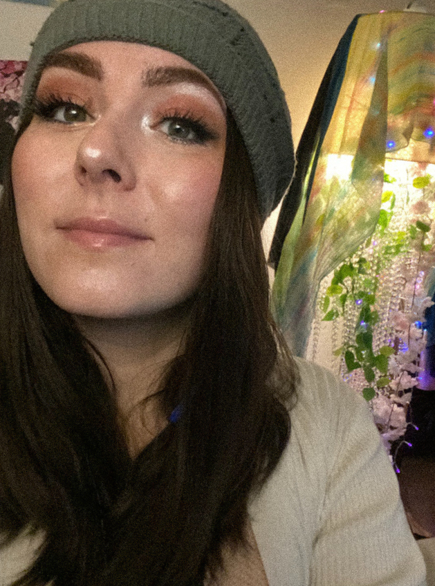 alynni8's tweet photo. early morning in Seattle ♡ live on #Twitch with brand-new #Aniimo

5+ hours before work for open-world exploring, creature catching + battles

come hang out while I meet some very cute, very legally not Pokémon ♡ https://t.co/NnEQLSJ8Rq