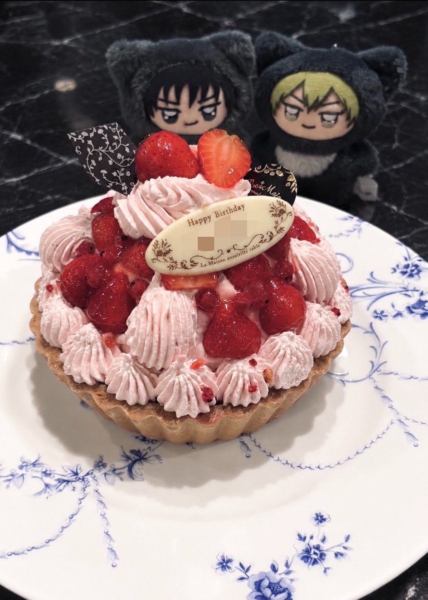 SiOqsm's tweet photo. 少し遅れたけど誕生日🎂 https://t.co/ysTgS5GfHo