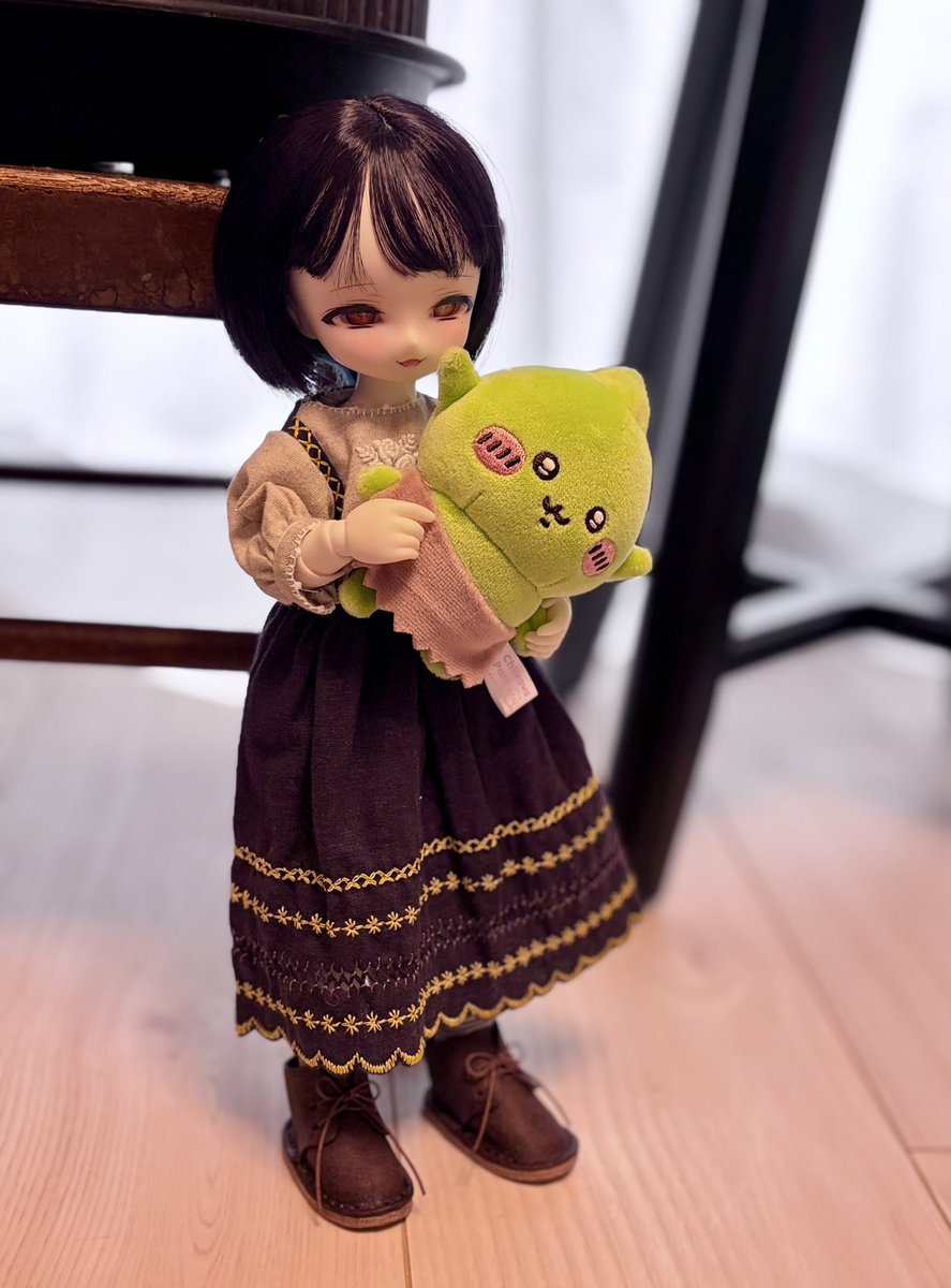 ledonis5's tweet photo. うるいさん( @bbqch )のエイが遊びに来てくれたので、服と靴をコーディネートし、写真を撮りまくりました https://t.co/vnNPhlHjSJ