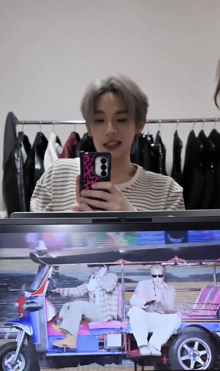 sibseong's tweet photo. ป๊าดดดดด ๆ ๆ น้องฮง เพิ่นอยู่ไกลถึมญี่ปุ่น แต่ก็ยังนั่งดูไลฟ์สตรีม พี่นานิ พี่ฉะกายล๋ออ อ คนที่รักลูกพี่ ่ ทิสุดหน่ะ ㅠㅠㅠㅠㅠㅠㅠㅠㅠㅠㅠㅠㅠㅠㅠㅠㅠㅠㅠㅠㅠㅠㅠㅠㅠㅠㅠㅠㅠ

ครอบครัวซัมซุง สีเคสถึกใจลูกพี่ ่ ม้ายน้อ (🩷🫱🏻‍🫲🏼)

[ #SkyNaniSToTheNFanconD2 ]
#hongshihoshi | @hongshihoshi03