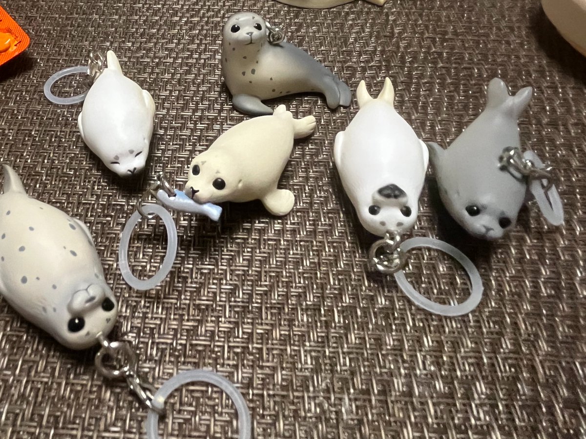 sakuya_bun's tweet photo. あざらしのめじるしチャーム届いた！かわえええ！ https://t.co/op7PEEioMX