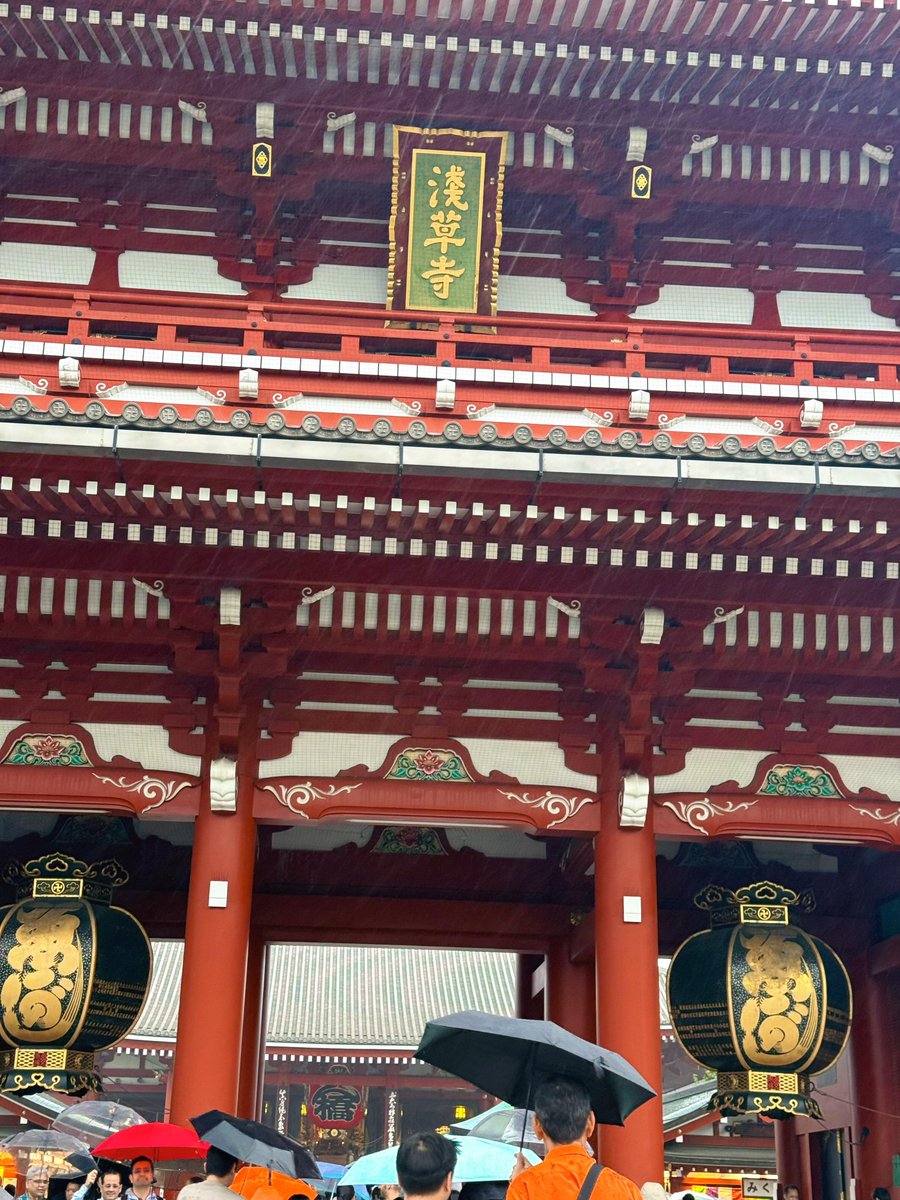 ArthurSantos37's tweet photo. ⛩️📸 日本旅行の思い出。今日は浅草寺へ✨ https://t.co/0bzyGxFxx8