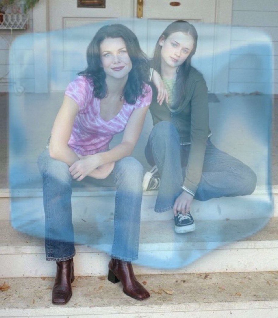thinkergilmore's tweet photo. autumn / fall is coming … they’re defrosting https://t.co/WHRSzPXNCB