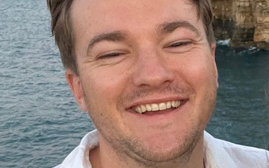 Alexandr4Denman's tweet photo. Thomas Jewitt only 32 years old died September 1st after he was attacked at Liverpool Street Tube station on the night of August 13th .
He was going home from a family day at Nottinghill Carnival when he was assaulted on the Eastbound Central line platform around 10.51pm that evening .
British Transport Police had already charged a 38 year old Jeremiah Maximo that resided in Barking with grievous bodily harm .
Following Thomas Jewitts death they're applying to upgrade the charge.
Maximo remains in custody .
Thomas Jewitt worked in affordable housing .
He was surrounded by his family when he died .
Another reason why we not only need to cancel the carnival that happens every year but we also need mass deportations .