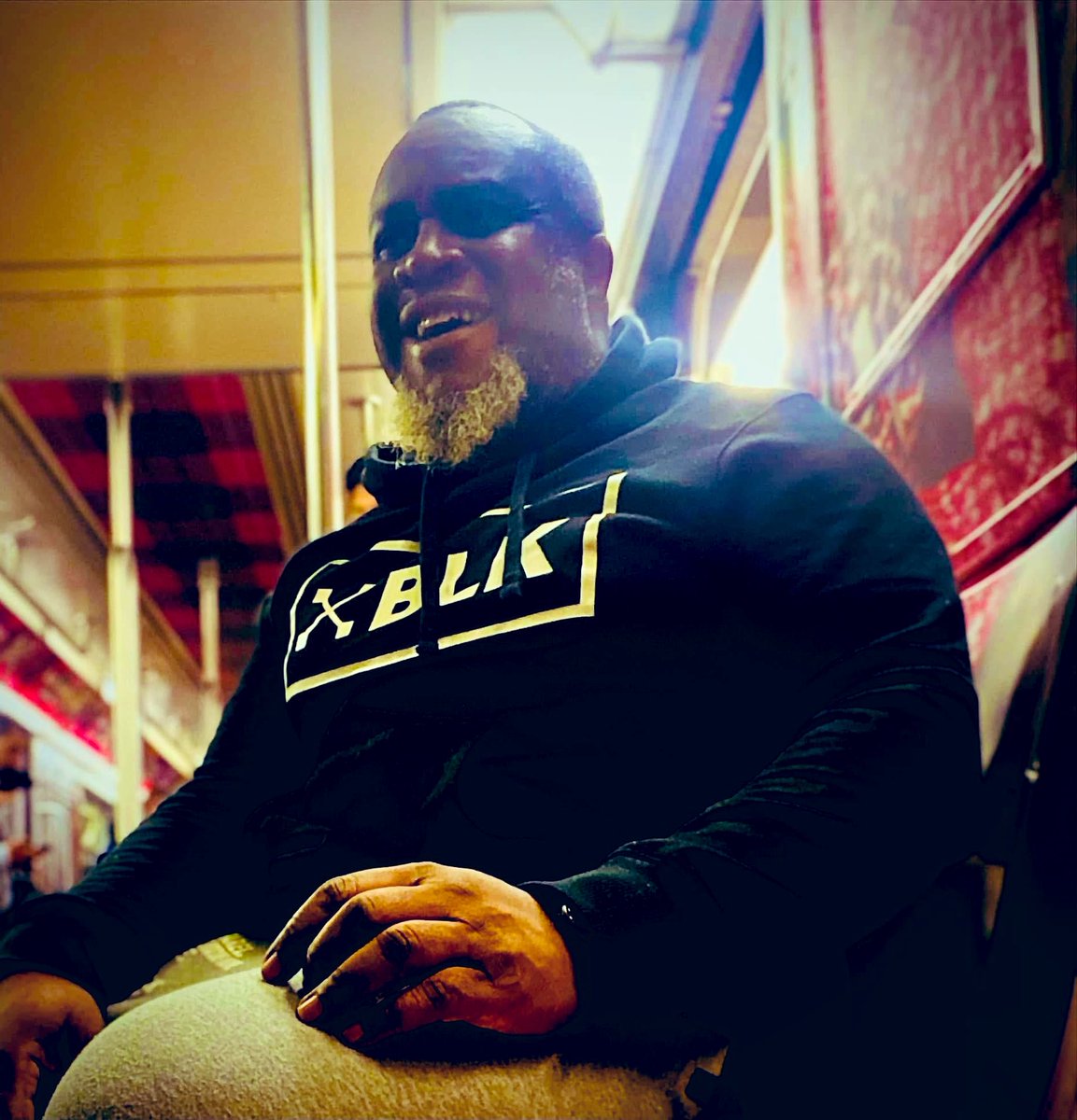 BLKApparelNYC's tweet photo. NYC SUBWAY. #blkapparel #newyorker #nycsubway #mta #nyc #myblkapparel #hoodies https://t.co/MmBV0JibuE