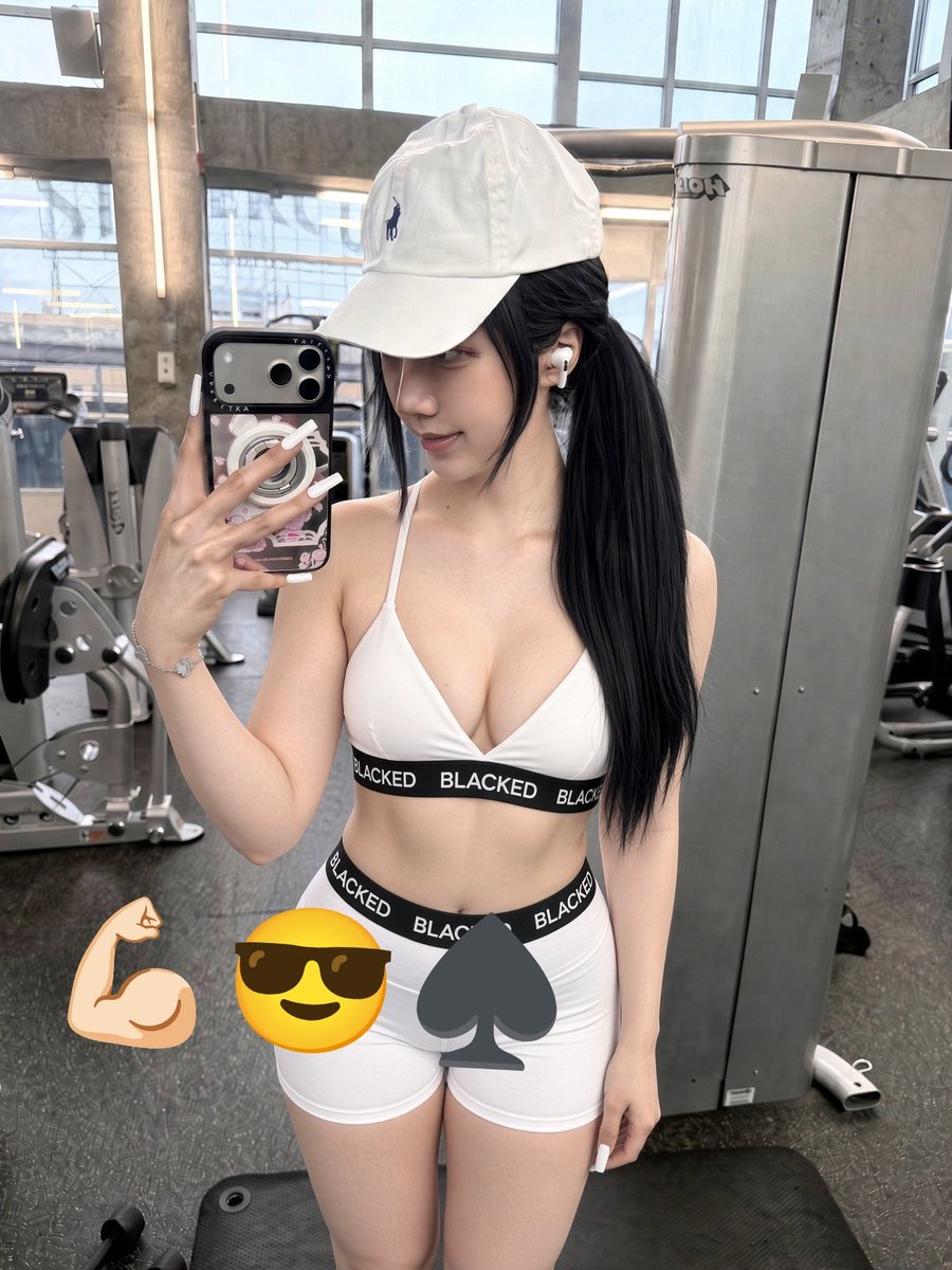 AsianQ0S's tweet photo. We chinks have to keep training so we can handle Black daddy's fucking and make sure the Black babies are born healthyβΊοΈ
#blacked #gos #bbc #ricebunny #asian #bnwo https://t.co/msGpoWzwDL
