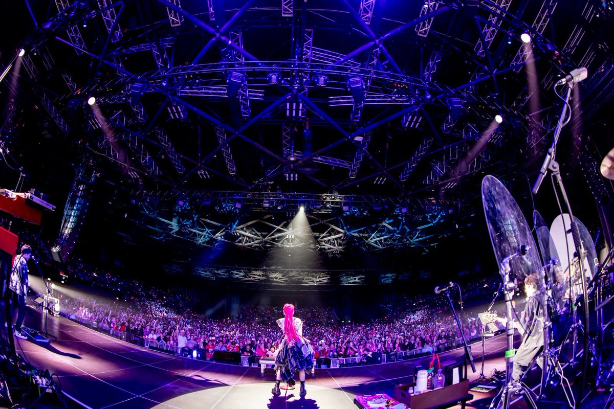 LiSA_STAFF's tweet photo. #LiSA『LiVE is Smile Always〜15〜(iCHiNiTSUiTE GO)』in GermanyのVLOGをYouTubeにて公開☆  

YouTube🎥
https://t.co/TmAoOYdHD1 

Next LiVE♡
🍓Europe & UK TOUR 2026 LiVE is Smile Always～15～
 20 Sep: Zénith Paris – La Villette – Paris, France
🎫 https://t.co/IPUm3spdlW 22 Sep: Troxy – London, United Kingdom
 🎫 https://t.co/HgwqxYggM2

🍓LiVE is Smile Always～LACE UP～
【2026】
10/18(日)…ＹＣＣ県民文化ホール(山梨県立県民文化ホール)
10/24(土)…グランキューブ大阪
10/25(日)…グランキューブ大阪
11/1(日)…福岡サンパレスホテル&ホール
11/3(火祝)…iichikoグランシアタ(大分)
11/13(金)…帯広市民文化ホール(北海道)
11/15(日)…札幌文化芸術劇場 hitaru(北海道)
11/21(土)…レクザムホール(香川県県民ホール)
11/23(月)…松山市民会館(愛媛)
12/12(土)…砺波市文化会館(富山)
12/13(日)…本多の森北電ホール(石川)
12/18(金)…広島文化学園HBGホール
12/20(日)…米子コンベンションセンター BiG SHiP(鳥取)
【2027】
1/9(土)…TOYOTA ARENA TOKYO(東京)
1/10(日)…TOYOTA ARENA TOKYO(東京）
1/16(土)…仙台サンプザホール(宮城)
1/17(日)…盛岡市民文化ホール(岩手)
1/28(木)…Niterra日本特殊陶業市民会館 フォレストホール(愛知)
1/30(土)…長良川国際会議場メインホール(岐阜)

🎫 https://t.co/gRlPD5d4iD

#LiSA 
#LiSA15th