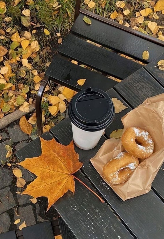 MiaRodrigugs5's tweet photo. And I’m really sad about being lonely, especially when all of my friends are already in relationships. https://t.co/dTagAsSMVZ