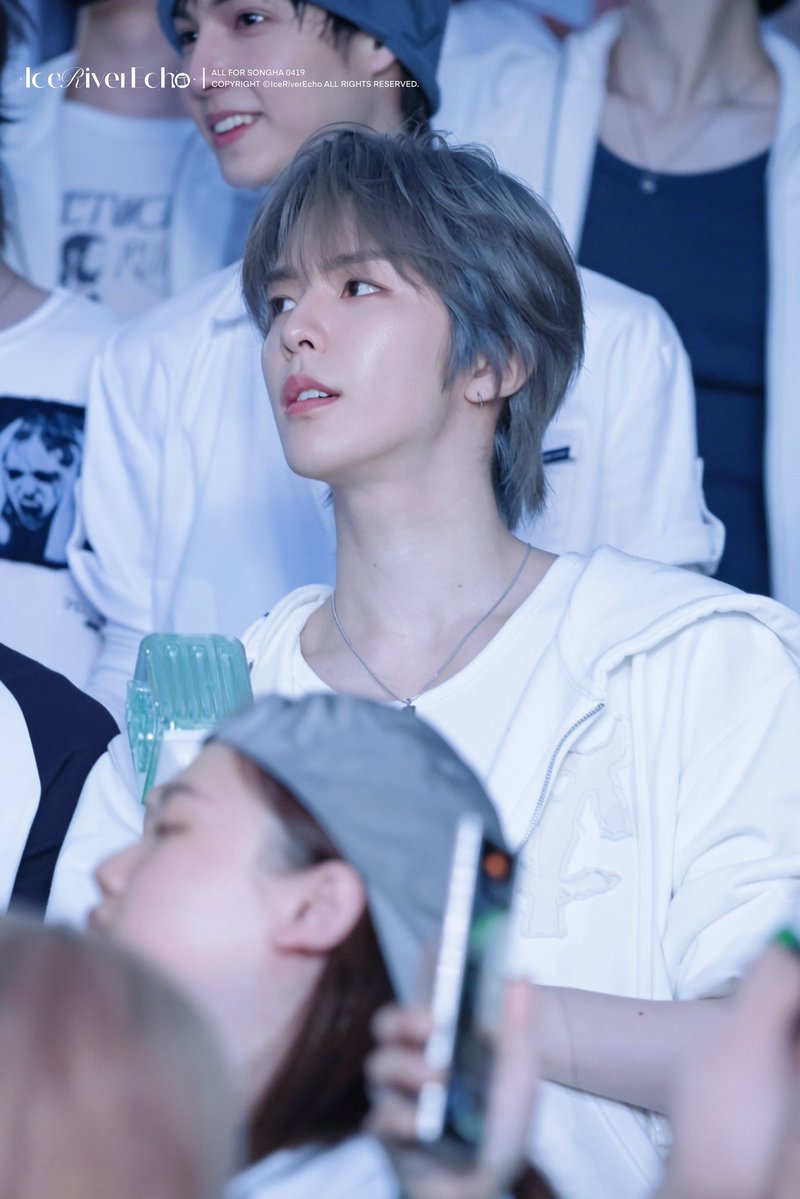 miffyha's tweet photo. SONGHA THE REAL LIFE JACK FROST https://t.co/Dy97dI2OAI