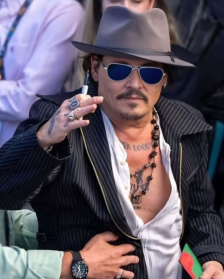 JohnnyDeppxzzg's tweet photo. ❤️. Click on the link and message me private on my telegram account? Click up 🖇️ 👇 🌹 

https://t.co/qv5WE8aA7h

Click up 🖇️ 👆👆
Johnny Depp in Shang Hai, China. https://t.co/Mrb70vwQay