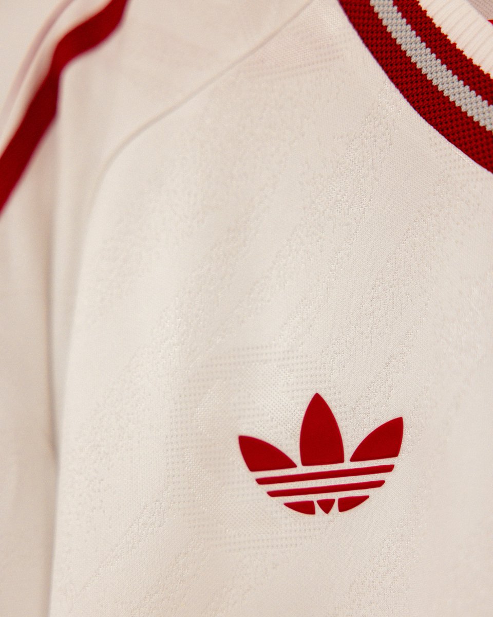 LFC's tweet photo. A first Premier League outing in our 2026/27 away kit 🤩 https://t.co/G82JEE3rla