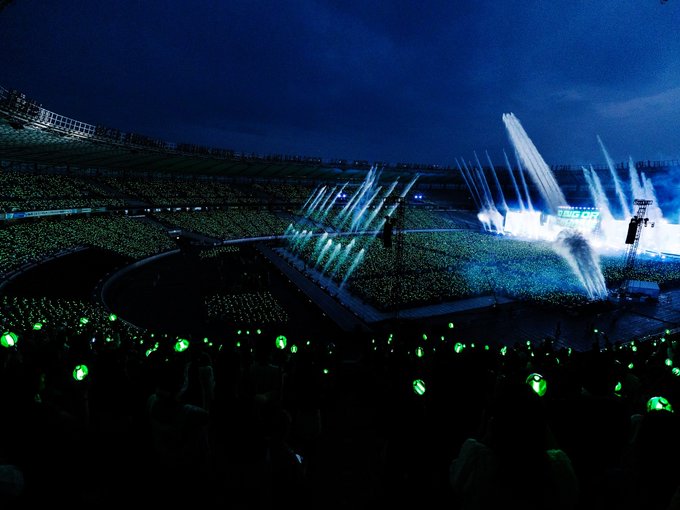 Fan__Jesse's tweet photo. 🔥 SixTONES DAY 2‼️

「MILESixTONES」Stadium Tour
本日9/20(日) 東京公演DAY2✨

📍味の素スタジアム

東京2DAYS、いよいよ最終公演🏟️
本日ご来場の皆さま、最後まで一緒に楽しみましょう💎🔥

▼ セトリ・ライブ情報
🔗 https://t.co/ZnM8TL5aqC

#SixTONES #MILESixTONES #SixTONES_MILESixTONES https://t.co/ovTLW99a7i