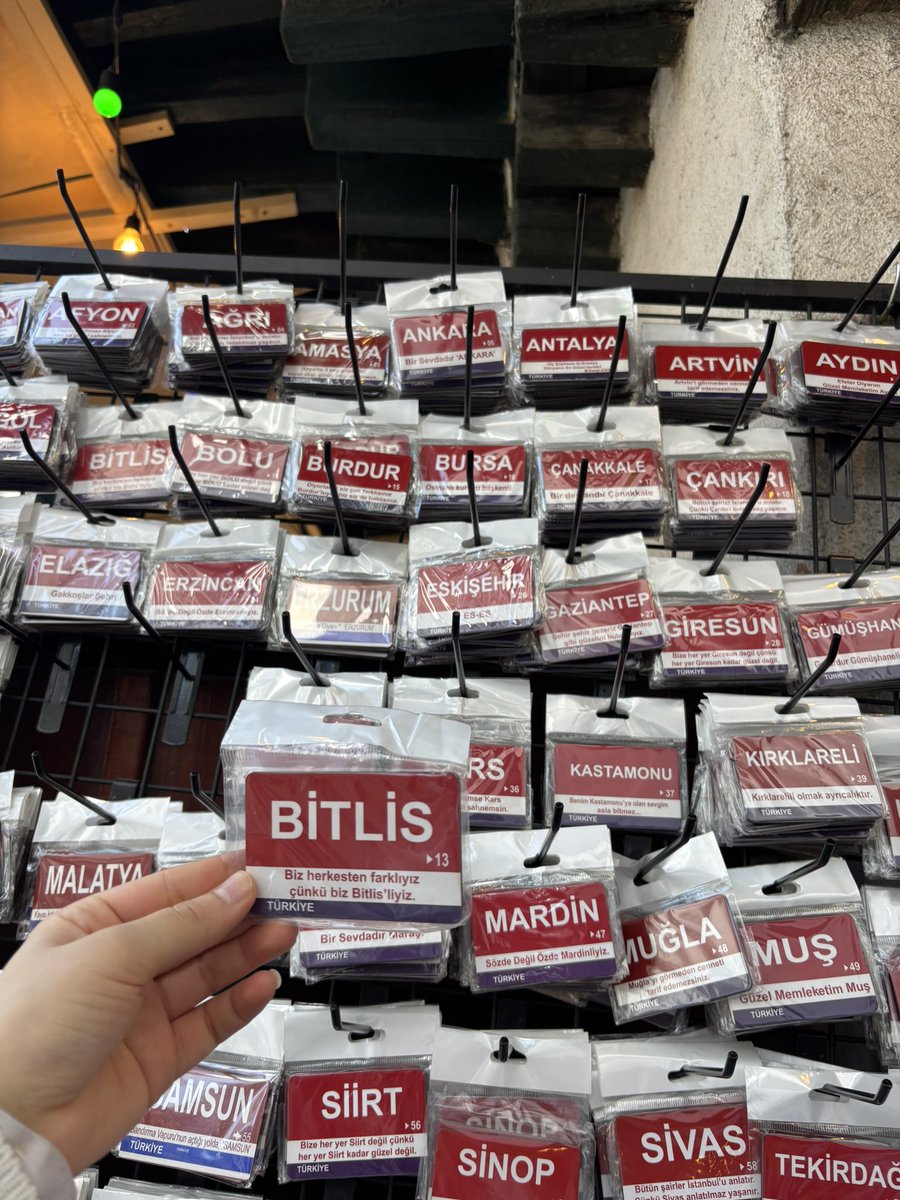 tultak0's tweet photo. Ankaraya gezmeye gidip aldığım magnet memleket sevgisi budur ahhahs https://t.co/iR6xr7Xvwi