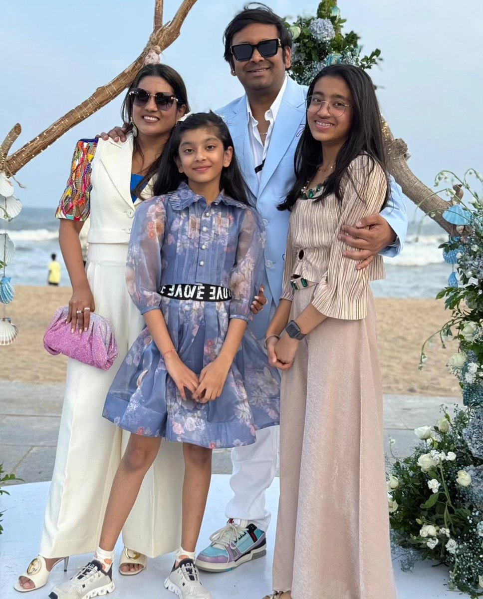 VenusLepp's tweet photo. Two beautiful girls shine in elegant dresses, radiating grace and charm. One twirls in soft pastel, while the other dazzles in vibrant florals. Their laughter and confidence embody beauty and joy. Thank you for choosing us. https://t.co/KWY5EsJa3u
