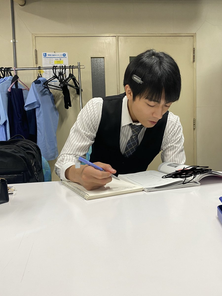 rlyfromeastasia's tweet photo. ㄹㅈㄷ 대학생 https://t.co/MGuUQF2EvJ
