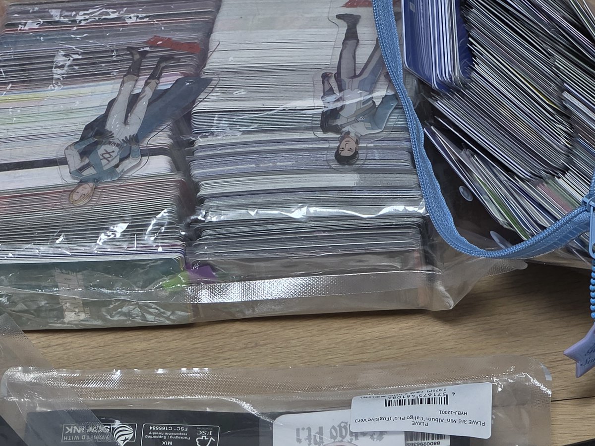 zabamugo1101's tweet photo. 컴백 전...
이전 오픈 안된 앨범+과거 기다릴게~칼파2 포카 랜덤 지급으로 스밍 이벤트 열면 반갑다? 별로다? https://t.co/9WryIXJhO3